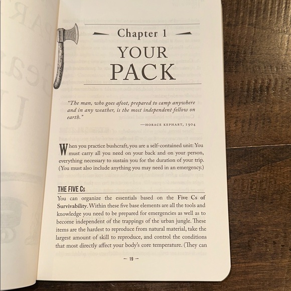 Bushcraft 101 Survival Guide Book - Picture 5 of 15